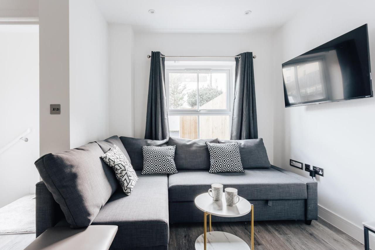Contemporary Two Bedroom Duplex - Secluded Residence With Parking In A Prime Central Location Bournemouth Exterior photo